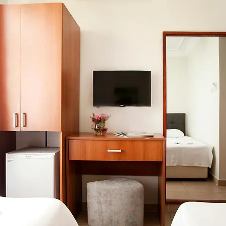Oguz Hotel 2*