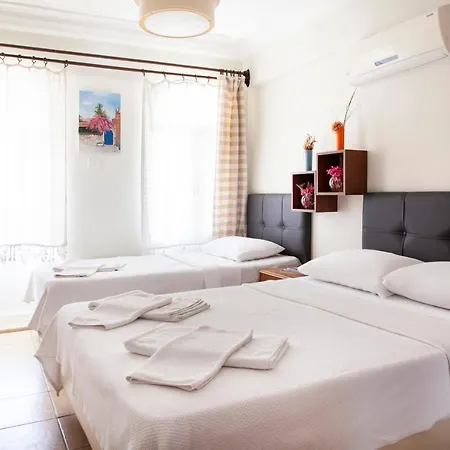 Oguz Hotel 2*